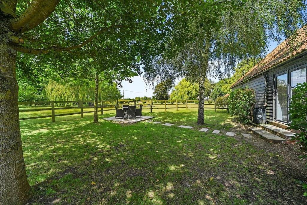 ハルステッド The Stables Rectory Farmヴィラ エクステリア 写真